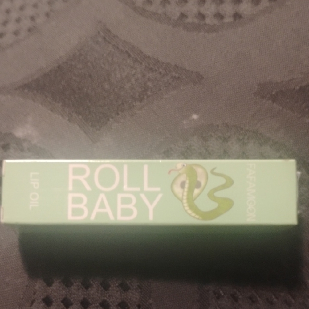Roll Baby Lip Oil